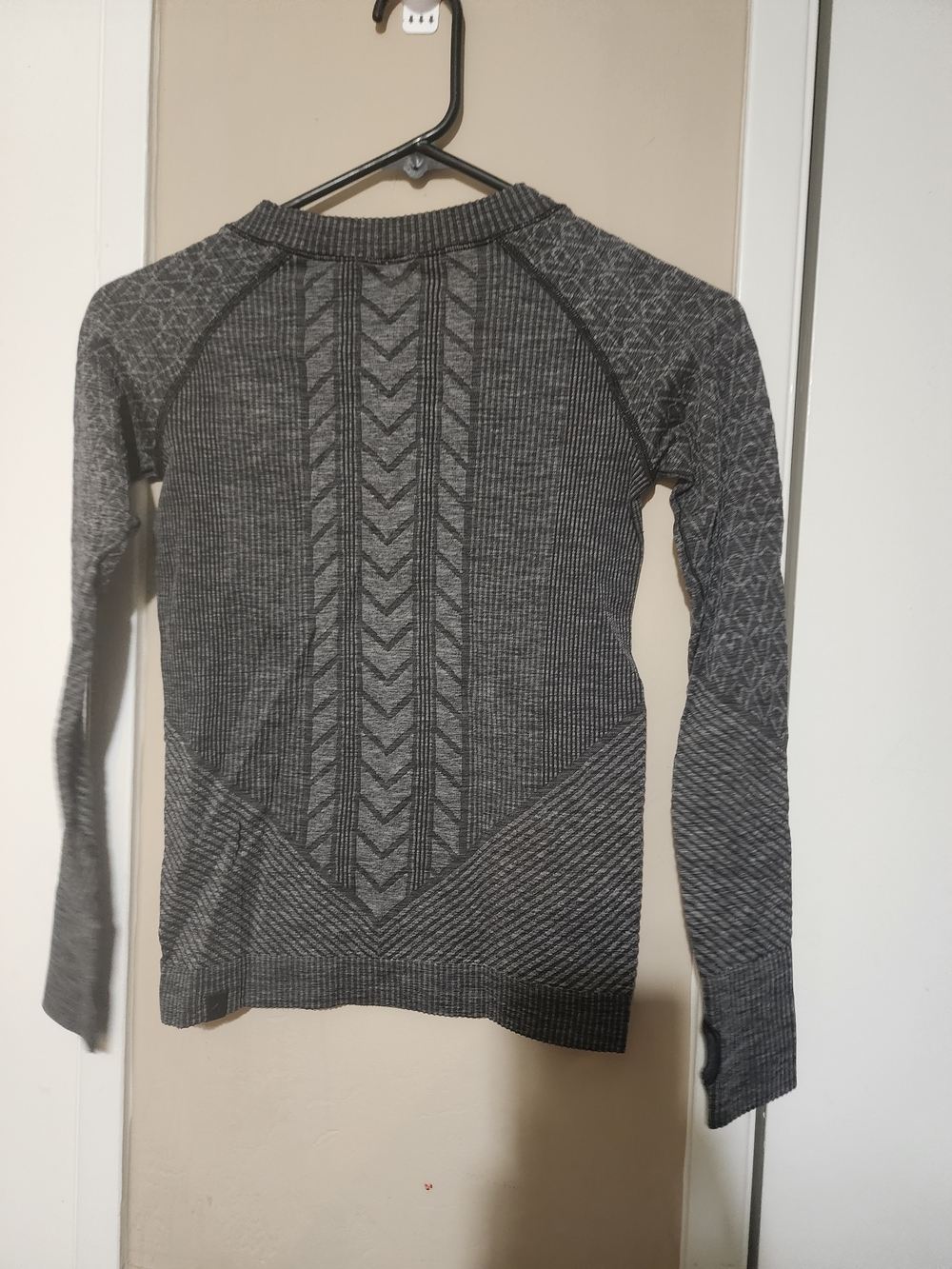 Ivivva Charcoal Grey Textured Knit Pullover - Picture 2 of 5